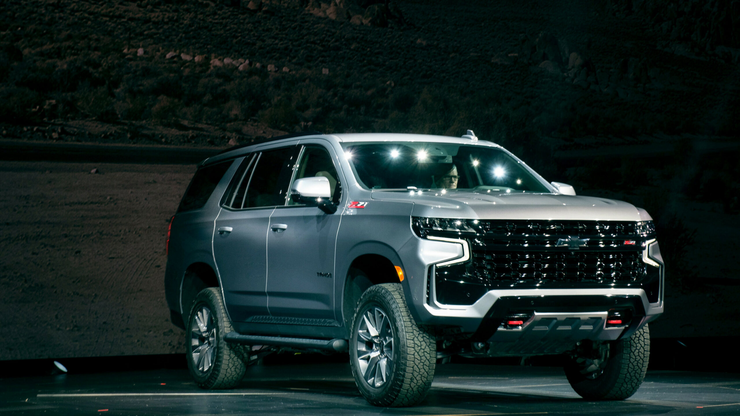12-chevy-tahoe-and-suburban-event-photos-photo-gallery-2024-chevy-tahoe-scaled.jpg