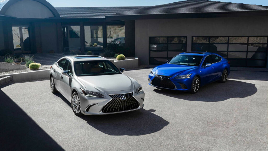 Lexus Shows the Revised, 10 ES
